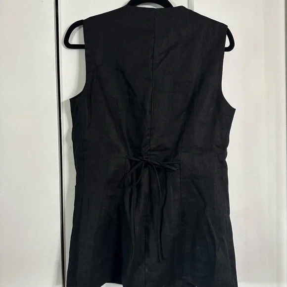 DISSH Black Sleeveless Button-Up Top Linen - Picture 9 of 11